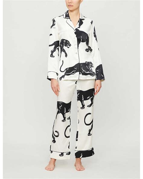 Olivia Von Halle Lila Panther Print Silk Pyjamas Lyst