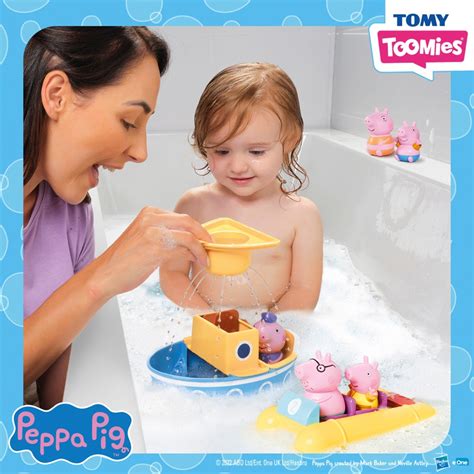 Tomy Toomies Peppa Pig Boat Adventure Set Bath Toy Smyths Toys Uk