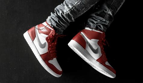 Guía Para Saber Cómo Llevar Air Jordan 1 High Retro│backseries