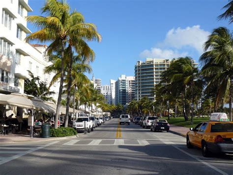 Washington Avenue in Miami Beach: 2 reviews and 10 photos