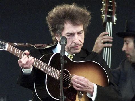 10 Best Bob Dylan Songs of All Time - Singersroom.com