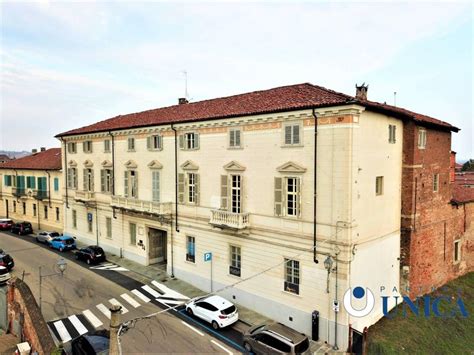 Vendita Appartamento Chieri Quadrilocale In Via Delle Rosine Buono