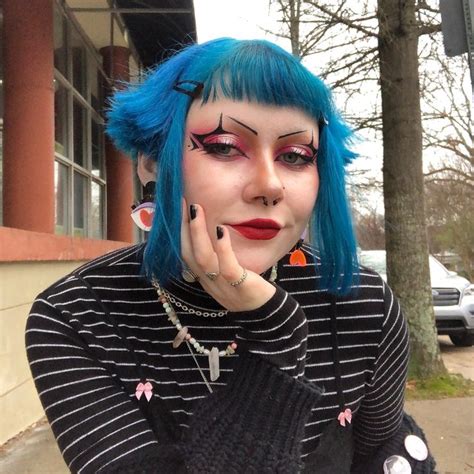 Blue Hair Alternative Girl With Graphic Eyeliner Eyeshadow Cute Pretty