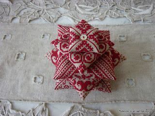 Toile De Lin Et Petites Croix Cross Stitch Samplers Cross Stitching