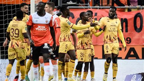 Ligue 1 Metz enfonce Lorient Brest se relance à Montpellier