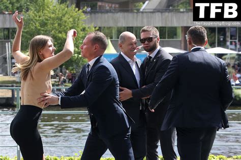 Topless Girls Pleases Olaf Scholz In Berlin 14 Photos TheFappening