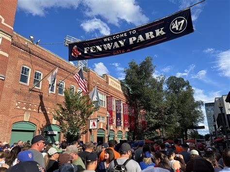 First Timer's Guide to Fenway Park