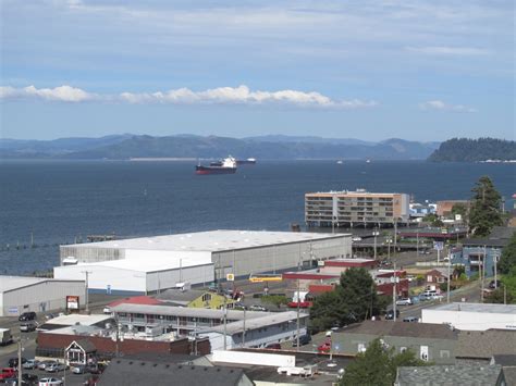 Touring America 2021: The Beach, a Lighthouse and Astoria, Oregon