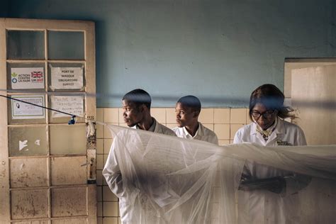 Bourse Pour Un Nouveau Regard Humanitaire Action Contre La Faim