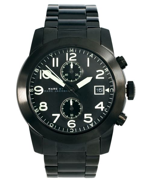 Strong, durable & affordable watch by Marc Jacobs | SOLETOPIA