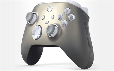 La manette sans fil Xbox Series Lunar Shift est à 51 90 chez Leclerc