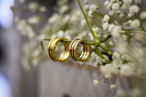 hd wallpaper wedding rings marry gold jewellery  romance