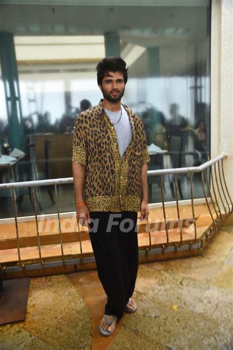 Vijay Deverakonda Snapped Promoting Liger At Sun And Sand Hotel In Juhu