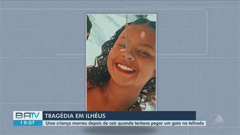 Menina De Anos Morre Ap S Cair De Telhado Em Ilh Us Ela Tentava