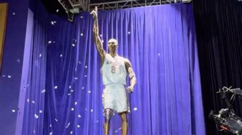 Lakers Unveiled Kobe Bryant Statue That Immortalized One of His Most Iconic Moments