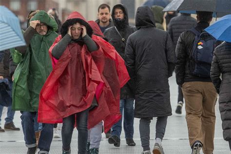 Travel Disruption Continues And 14000 Homes Without Power After Storm