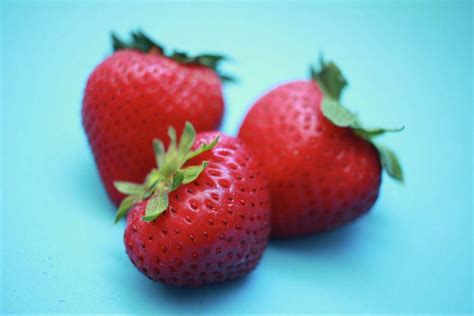 Top 5 Healthy Fruits That You Should Include Daily In Your Diet