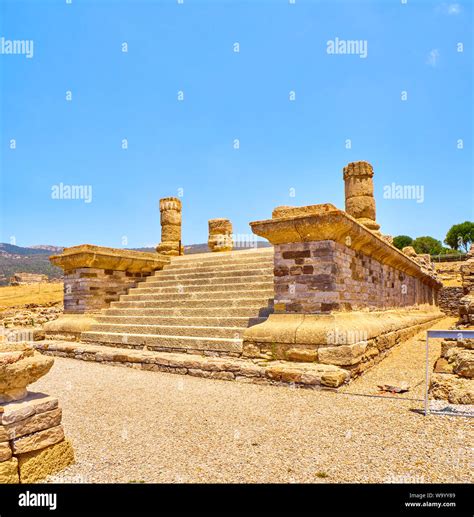 Temple etruscan archeology hi-res stock photography and images - Alamy