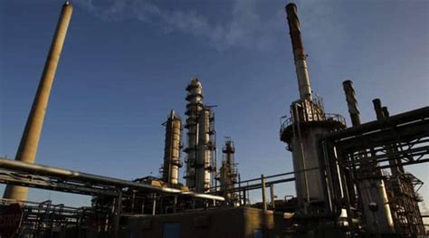 India’s biggest oil refinery to cost $30 billion: IOC | Business News ...