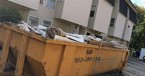 UTA Students Relocate; Move On From Storms - CBS Texas