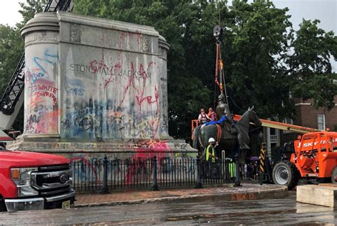 Stonewall Jackson Statue Removed From Its Pedestal On Richmonds Monument Avenue Wric Abc 8news