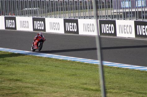 Casey Stoner Wins In Phillip Island Aus 10 Photo