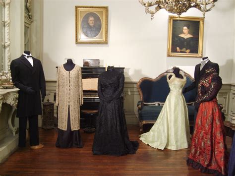 Colecci N Museo Nacional De La Historia Del Traje Buenos Aires