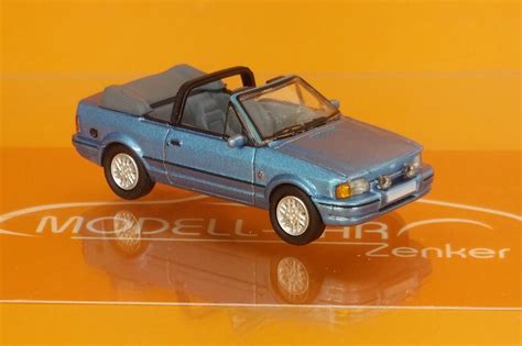 Brekina PCX 870158 Ford Escort IV Cabriolet Hellblau Bj 1986 1 87