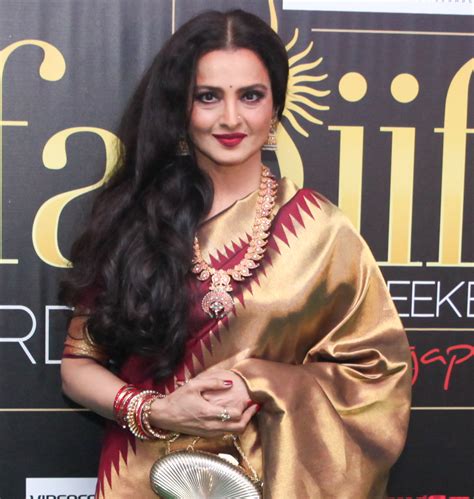 Rekha photo gallery - high quality pics of Rekha | ThePlace