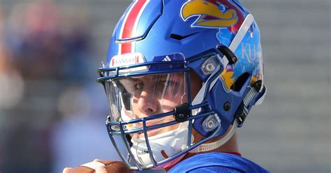 Kansas Jayhawks Notebook Les Miles Met With Media Talked Qb Situation