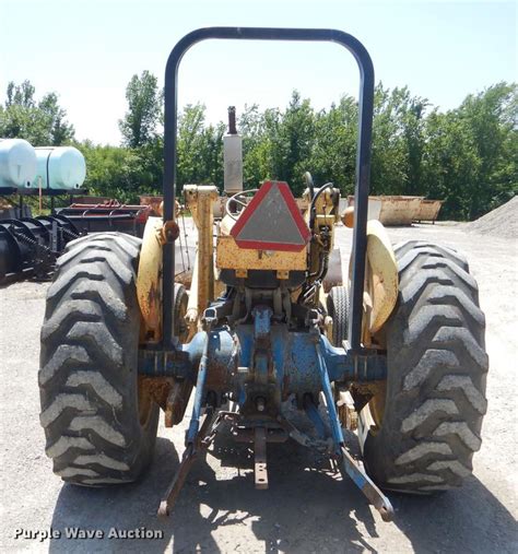 Ford 4500 Tractor In Parsons Ks Item Ed9367 Sold Purple Wave