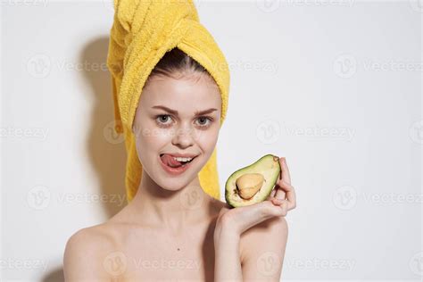 Pretty Woman Naked Shoulders Avocado Exotic Fruits Cosmetics Clean Skin