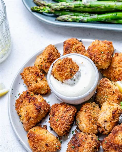 Garlic Butter Chicken Bites With Lemon Asparagus