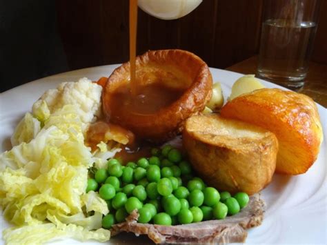 Best British Food: 14 Fun Meals To Try