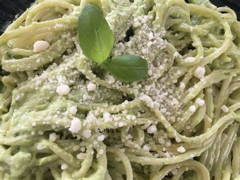 Pâtes au pesto davocat au Thermomix Cookomix