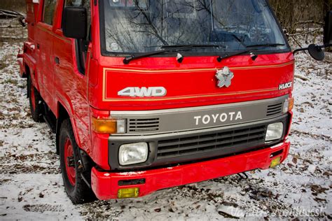 1992 TOYOTA HIACE DOUBLE-CAB 4WD FIRE CAPTAIN'S TRUCK — Vanlife Northwest