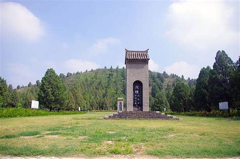 La Legendaria Pirámide Blanca De China Más Grande Que La Gran Pirámide