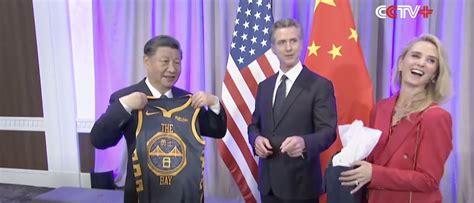 Xi Jinping Seen Gushing Alongside Gavin Newsom, Holding NBA Jersey ...