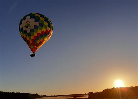 Discovery Flights By Planes And Hot Air Balloons Jonzac Haute