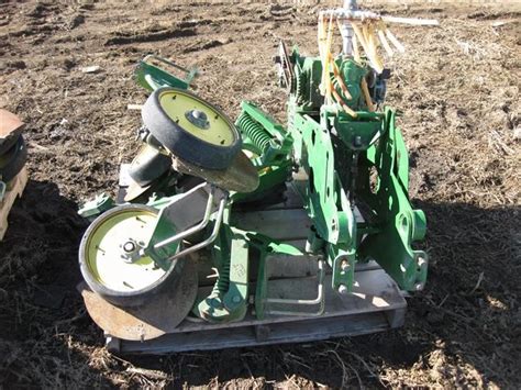 John Deere 12 Row Planter Starter Fertilizer System Bigiron Auctions