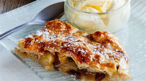 ¿cómo Hacer El Strudel De Manzana Receta Clásica De Postre