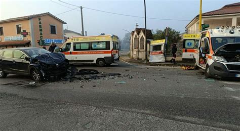 Incidente Sulla Casilina Enne Senza Patente Con L Auto Della Madre