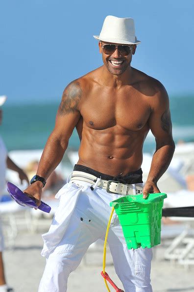 Loving Moore Shemar Moore Finally Shirtless