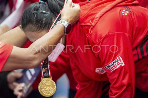 SEPAK TAKRAW PUTRI DKI JAKARTA GANDA BEREGU RAIH EMAS ANTARA Foto