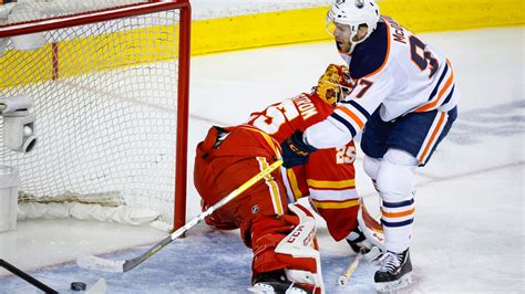 NHL playoffs: Oilers rally to beat Flames in Game 2