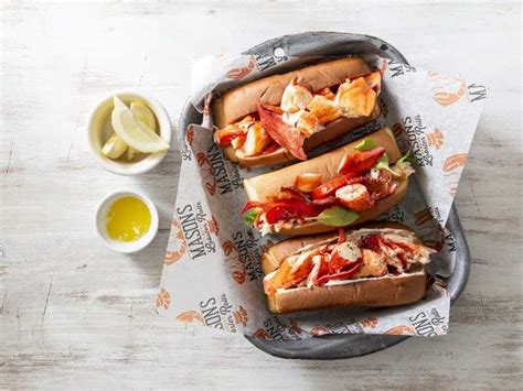 Famous lobster sandwich shop rolls into Dallas' Victory Park