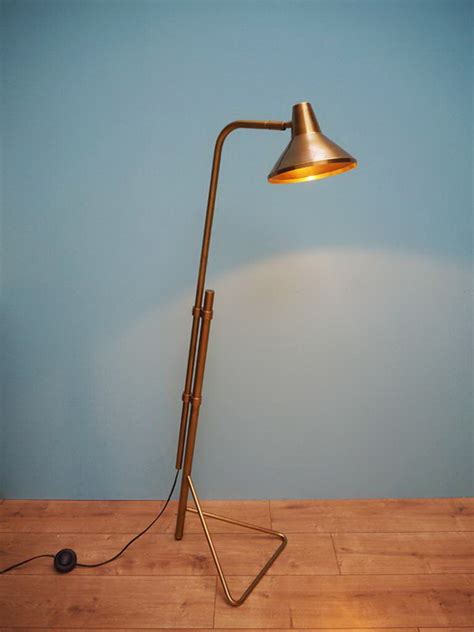 Lampe Sur Pied Coulissant Wise Chehoma Retrodeco