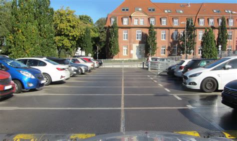 Parkeerplaats Gratis Stock Foto S Rgbstock Gratis Afbeeldingen