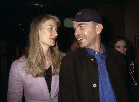 Laura Dern Said Billy Bob Thornton Broken Engagement Was Like A Sudden