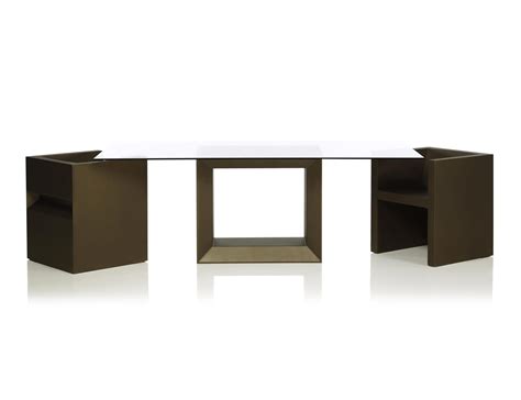 VELA TABLE - Dining tables from Vondom | Architonic